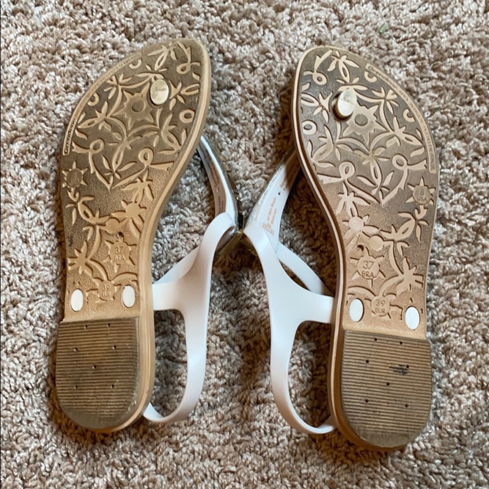 Shoes - Picture 4 of 4
